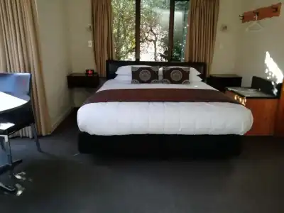 Allan Court Motel - 137