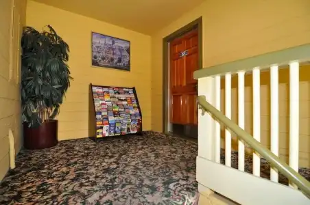 Geary Parkway Motel At Mine Hospitality - 12