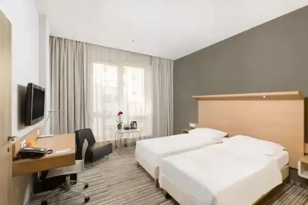 Park Inn by Radisson Budapest - 27