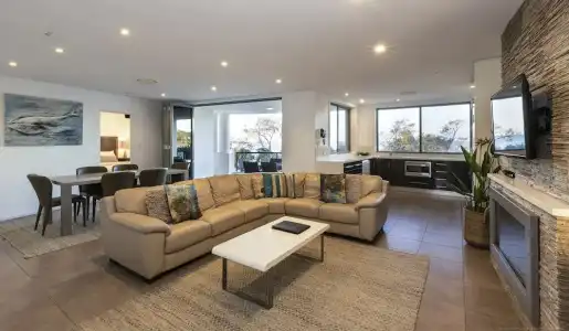 Bay Royal Apartments - 133