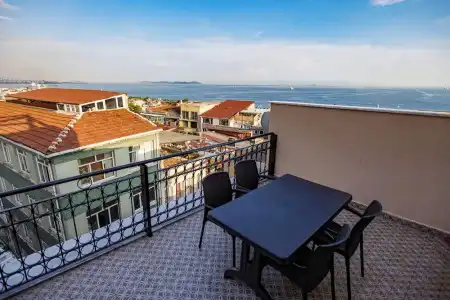 Grand Balyan & Restaurant - 108