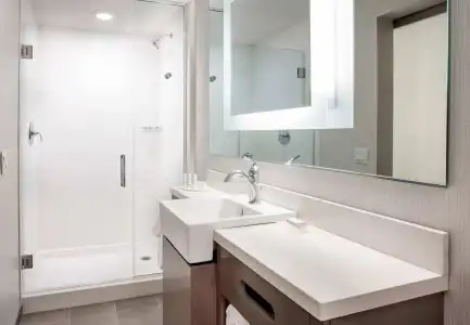 Springhill Suites San Diego Downtown/Bayfront - 9