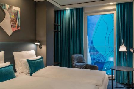Motel One Berlin-Alexanderplatz - 4