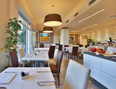 Best Western Plus Tigullio Royal - 17