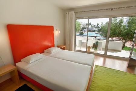 Marina Club I - 298