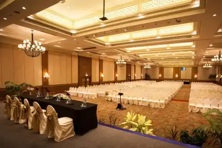 The Regent Cha-Am Beach Resort - 18