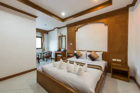 Magnific Patong - 57