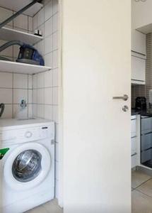 Sea Suites Apartments - 61