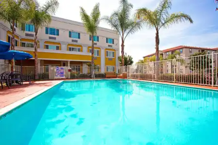 Marguerite Anaheim/Garden Grove, Trademark Collection by Wyndham - 10