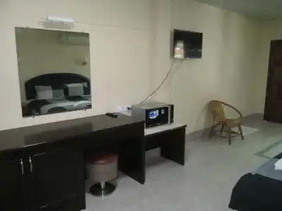Pineapple Guesthouse Karon - 57