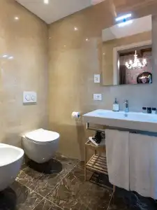 Kairos by Florence Art Apartments - 7