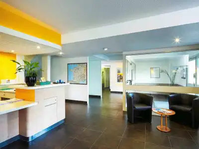 Ibis Budget Chartres - 19
