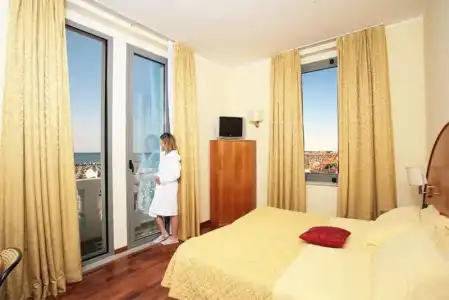 Kursaal - 76