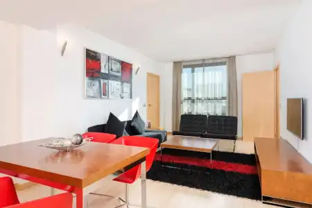 Zentral Ave - 1