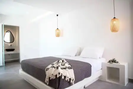Caldera Cliff Illusion Suites - 103