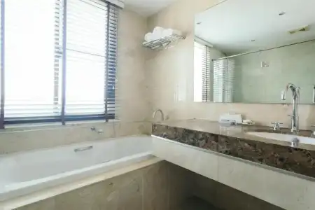Thomson Residence - 174