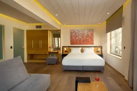 Querini Luxury Suites - 68
