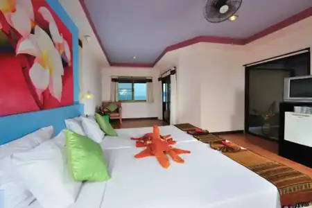 Koh Ngai Cliff Beach Resort - 40