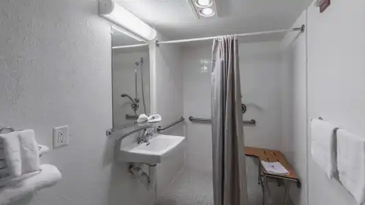 Motel 6 Medford, OR - North - 9