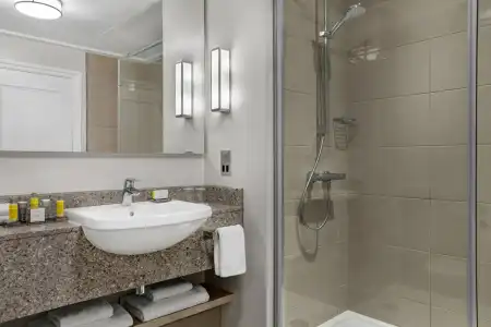 Bristol Marriott Royal - 7