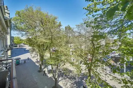 Royal Street - 115