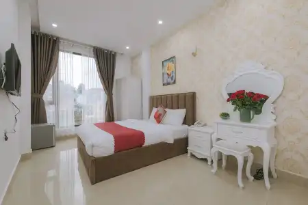 Ngan Pho Studio & - 109