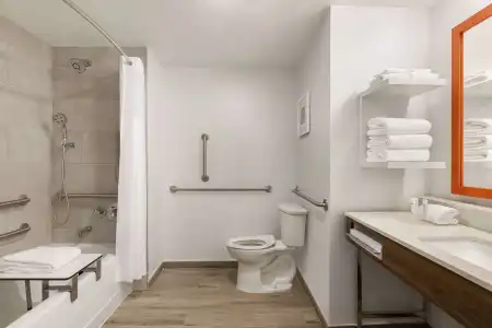 Hampton Inn Indianapolis Downtown IUPUI - 8