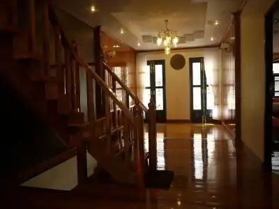 The Royal ThaTien Village - 10