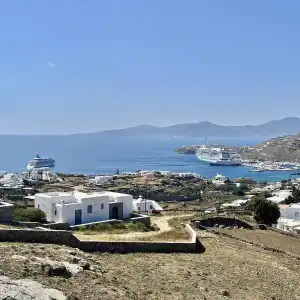Crystal Suites - 24
