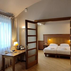 Best Western Santakos - 46