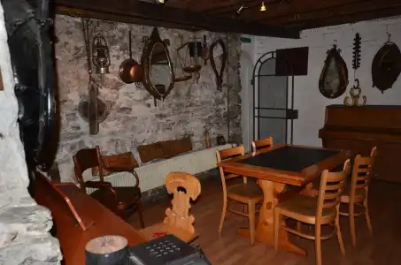 Balmers Hostel - 16