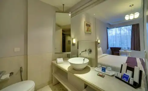 Sarovar Portico Naraina Delhi - 74
