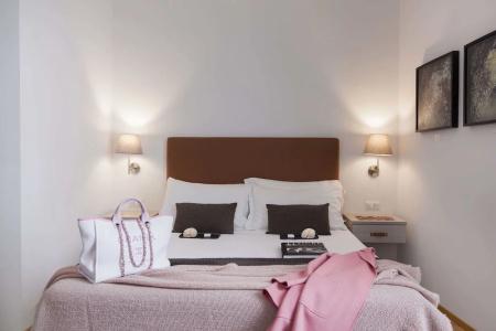Giuturna Boutique - 33