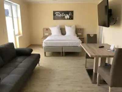 Select Suites & Aparts - 52