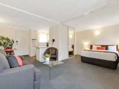 The Peninsula Riverside Serviced Apartments - 192