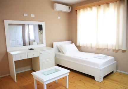 Drymades Bungalows - 4
