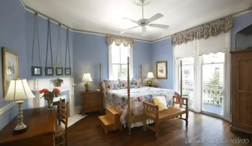 Maison Perrier Bed & Breakfast - 7