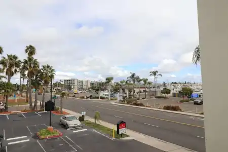 Ramada by Wyndham San Diego Airport - 41