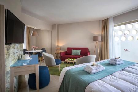 Leonardo Laura Beach & Splash Resort - 4