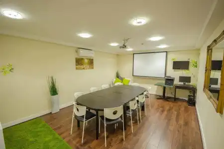 Drury Court - 11
