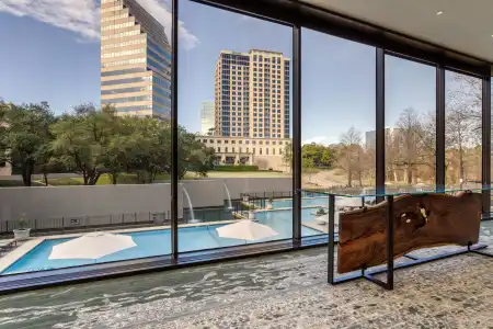 Omni Houston - 41