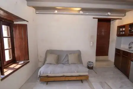 Goulas Traditional Guesthouse - 87