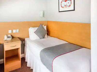 London Guest House by OYO - Acton - 99