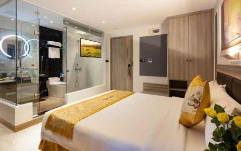 Ruby Lucy London by IHG - 44