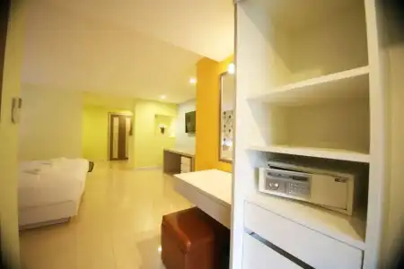 Trebel Service Apartment Pattaya - 22