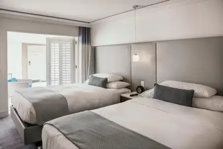 The Mosaic - Beverly Hills - 28
