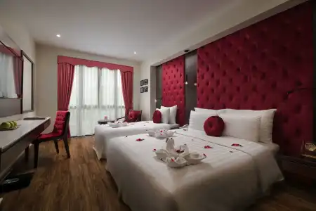 Serene Boutique & Spa - 2