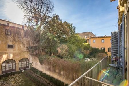 La Scaletta Al Ponte Vecchio - 381