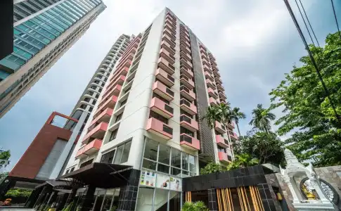 Bandara Silom Suites - 0