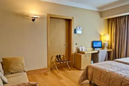 Best Western Quattrotorri - 11